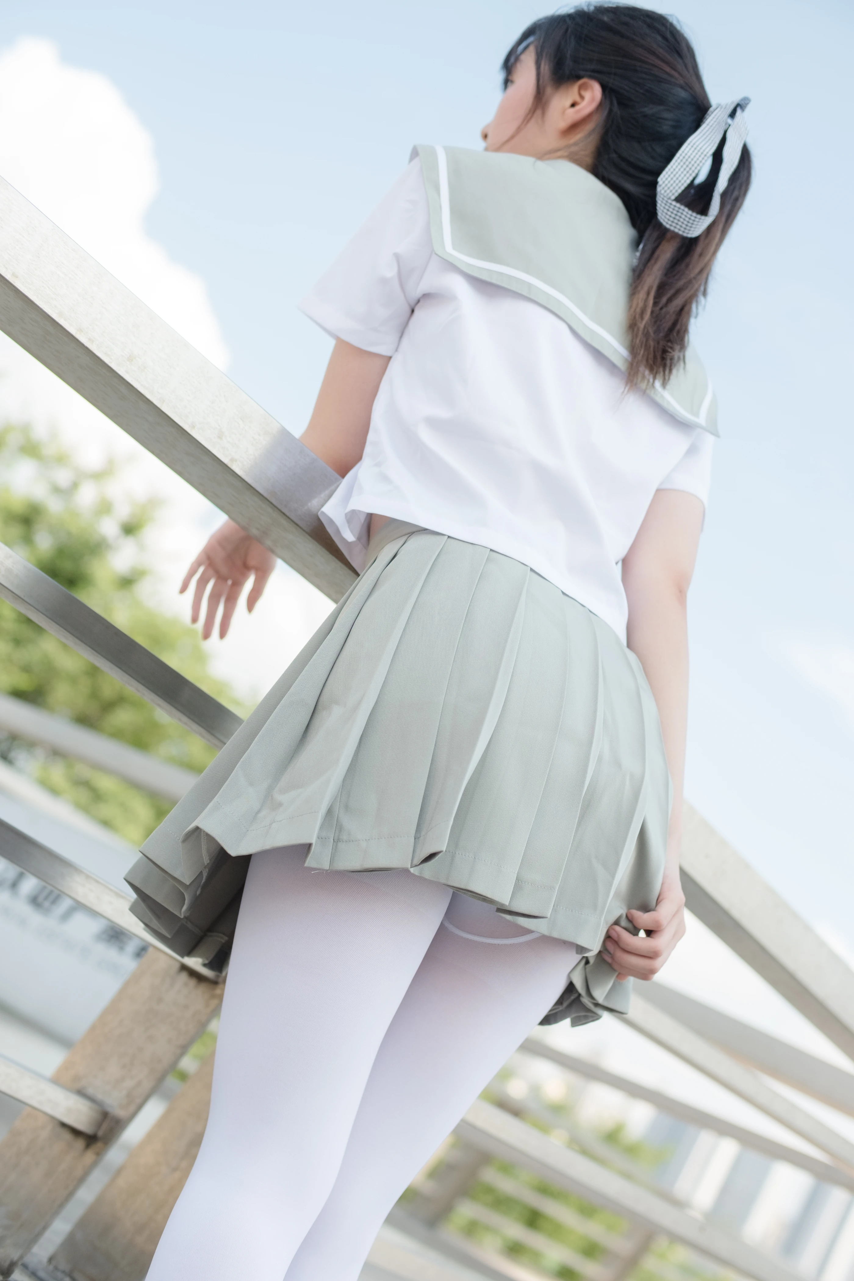 森萝财团 R15-026 [79P]插图